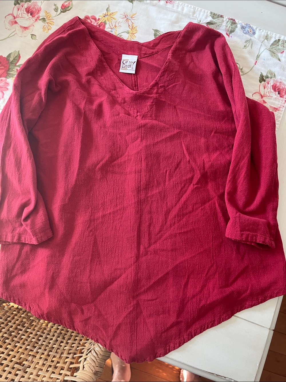 Oh My Gauze Dark Pink 3/4 Sleeve V Neck Top Asymmetrical Hem Large/Extra Large
